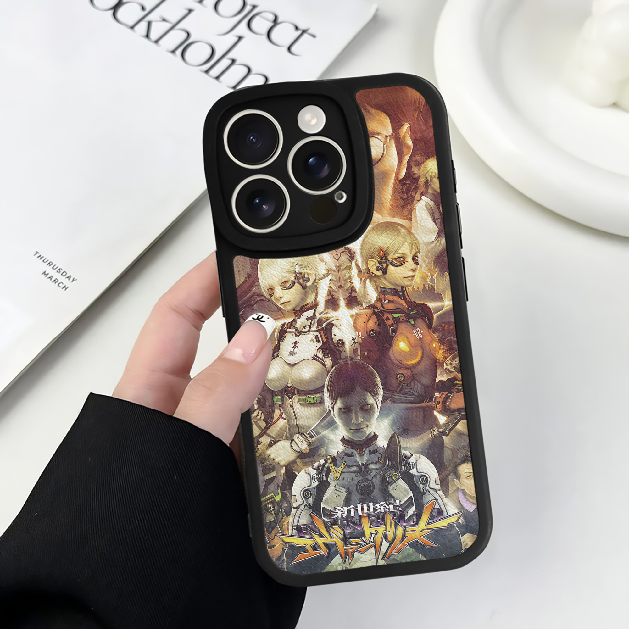 （画像用） EVA 新世紀エヴァンゲリオン 【iPhone 16シリーズ対応】シリコンスマホケース（レザー調） 材質：シリコン